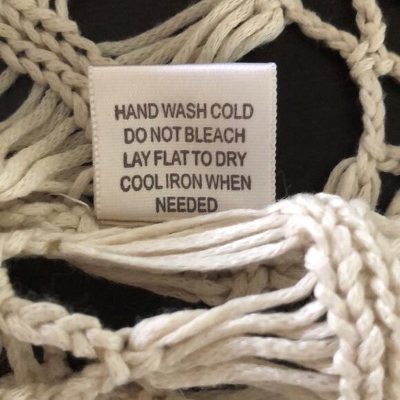 Willow & Clay Natural Open Weave Boho Top Fringe Festival - Picture 6 of 6